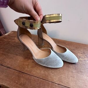 Sundance women’s gold and velvet heels